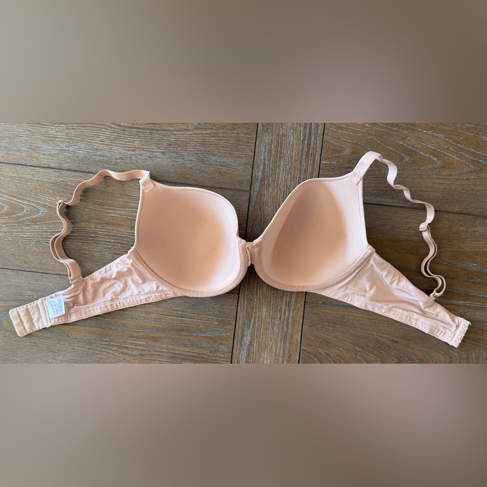 Calvin Klein Light Pink Bra - Picture 2 of 10